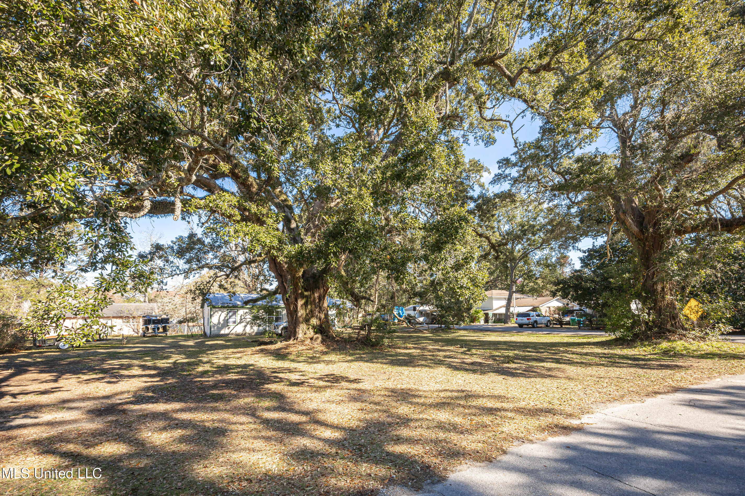 604 Magnolia Avenue Ocean Springs, MS 39564 - Photo 17 of 21 IMG_3993