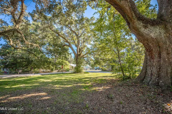 $569,975 | 604 Magnolia Avenue, Ocean Springs, MS 39564
