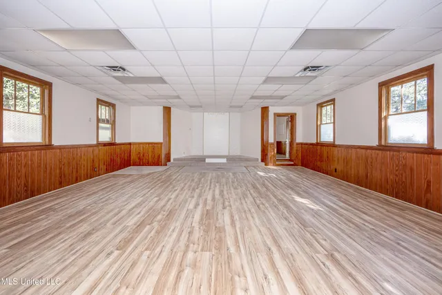 $575,000 | 604 Magnolia Avenue, Ocean Springs, MS 39564