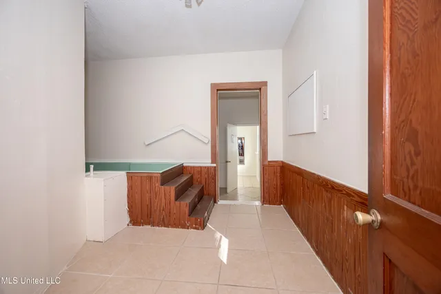 $575,000 | 604 Magnolia Avenue, Ocean Springs, MS 39564