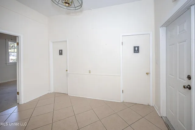 $575,000 | 604 Magnolia Avenue, Ocean Springs, MS 39564