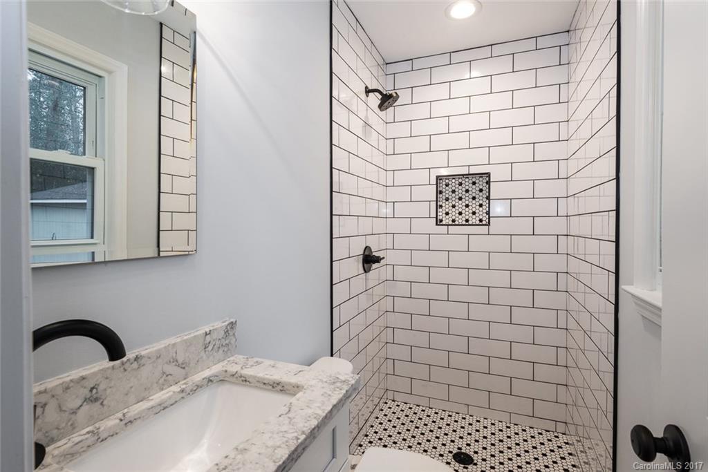 19527 Shearer Road Davidson, NC 28036 - Photo 14 of 23 Gallery Image 14