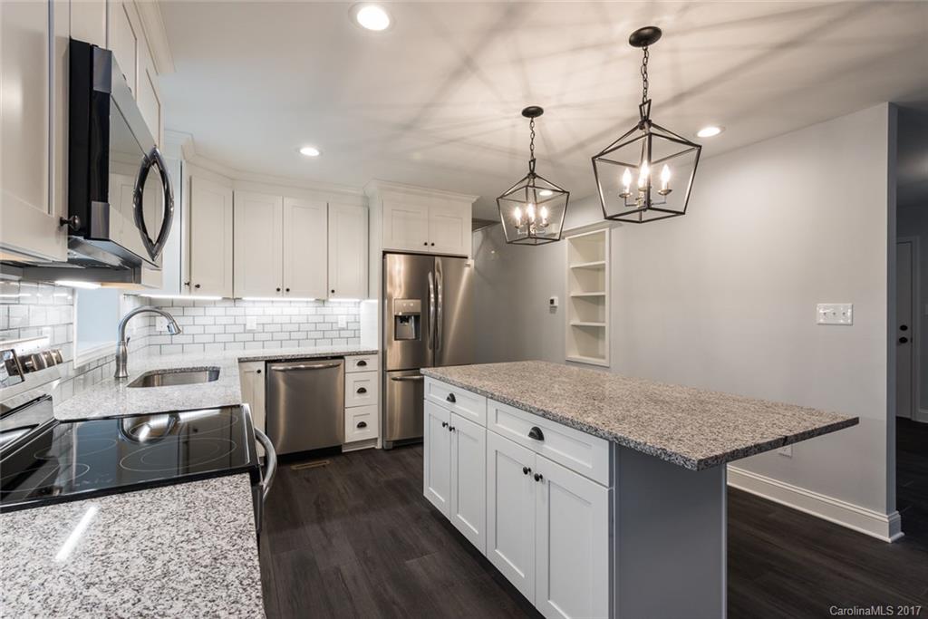 19527 Shearer Road Davidson, NC 28036 - Photo 3 of 23 Gallery Image 3