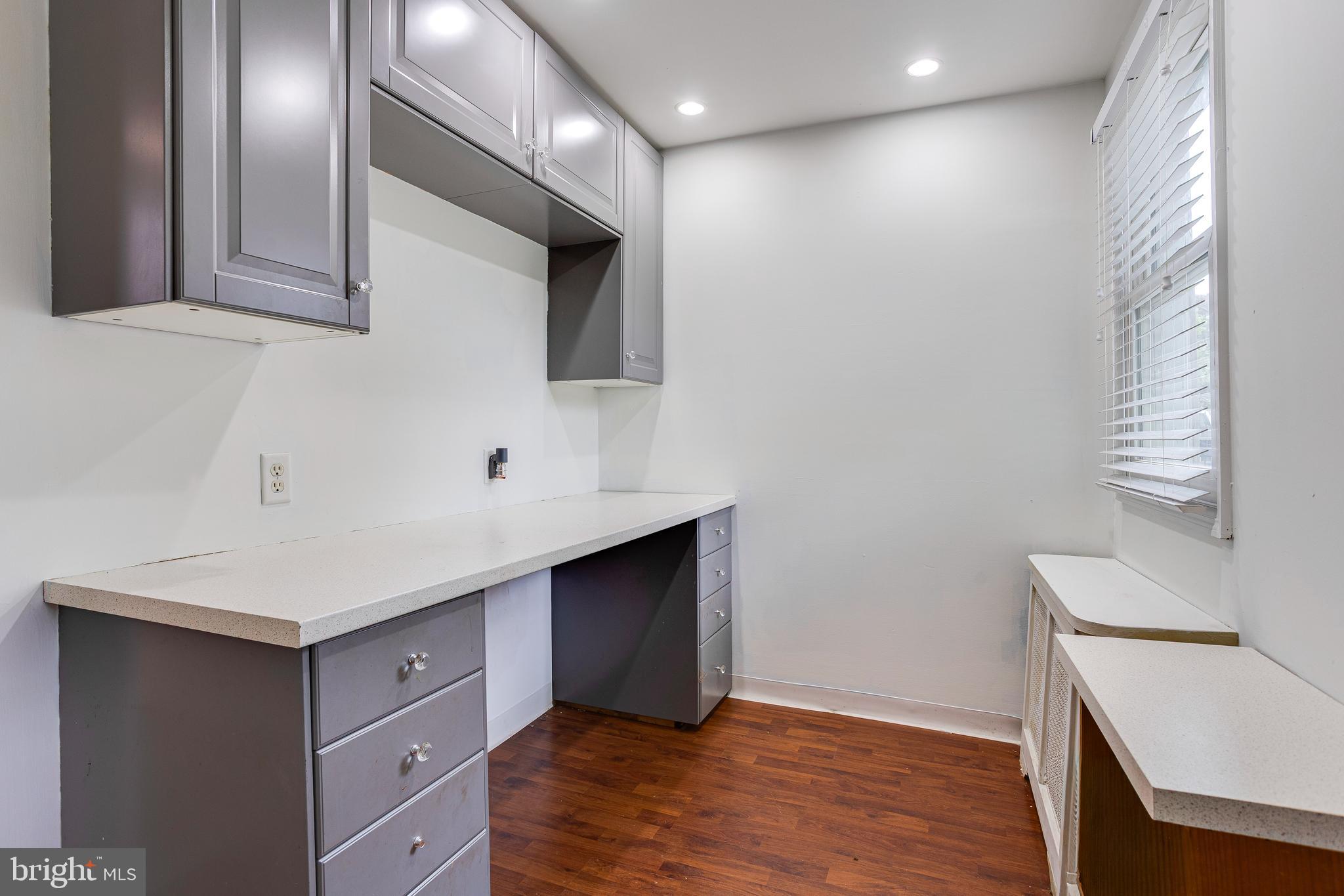 313 Gates Street Philadelphia, PA 19128 - Photo 16 of 27 Mudroom