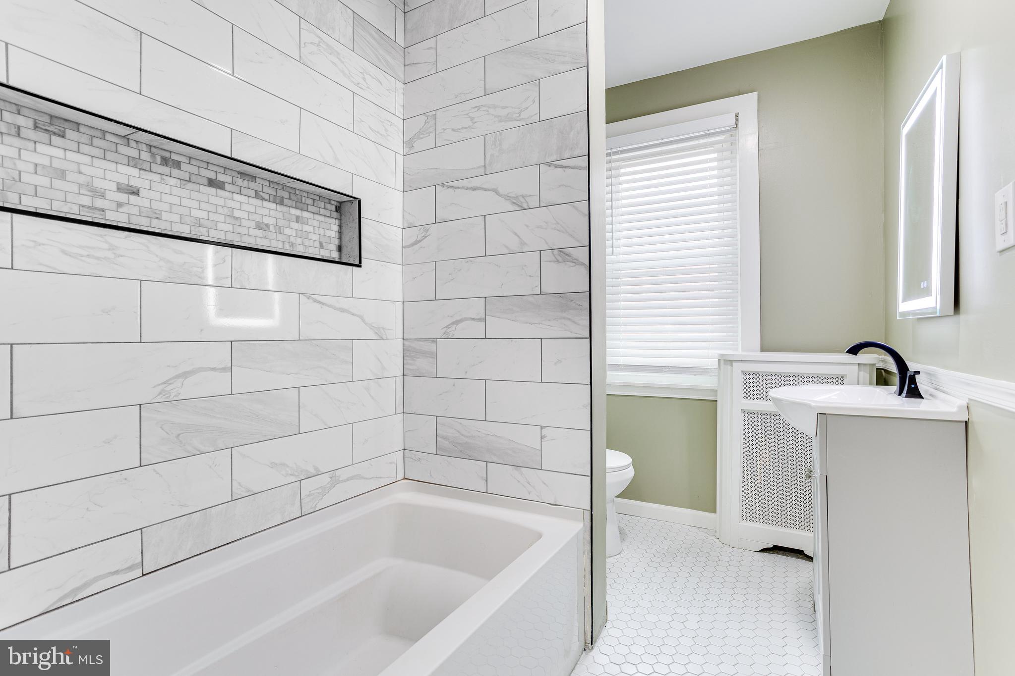 313 Gates Street Philadelphia, PA 19128 - Photo 21 of 27 Full Bath 2nd Floor