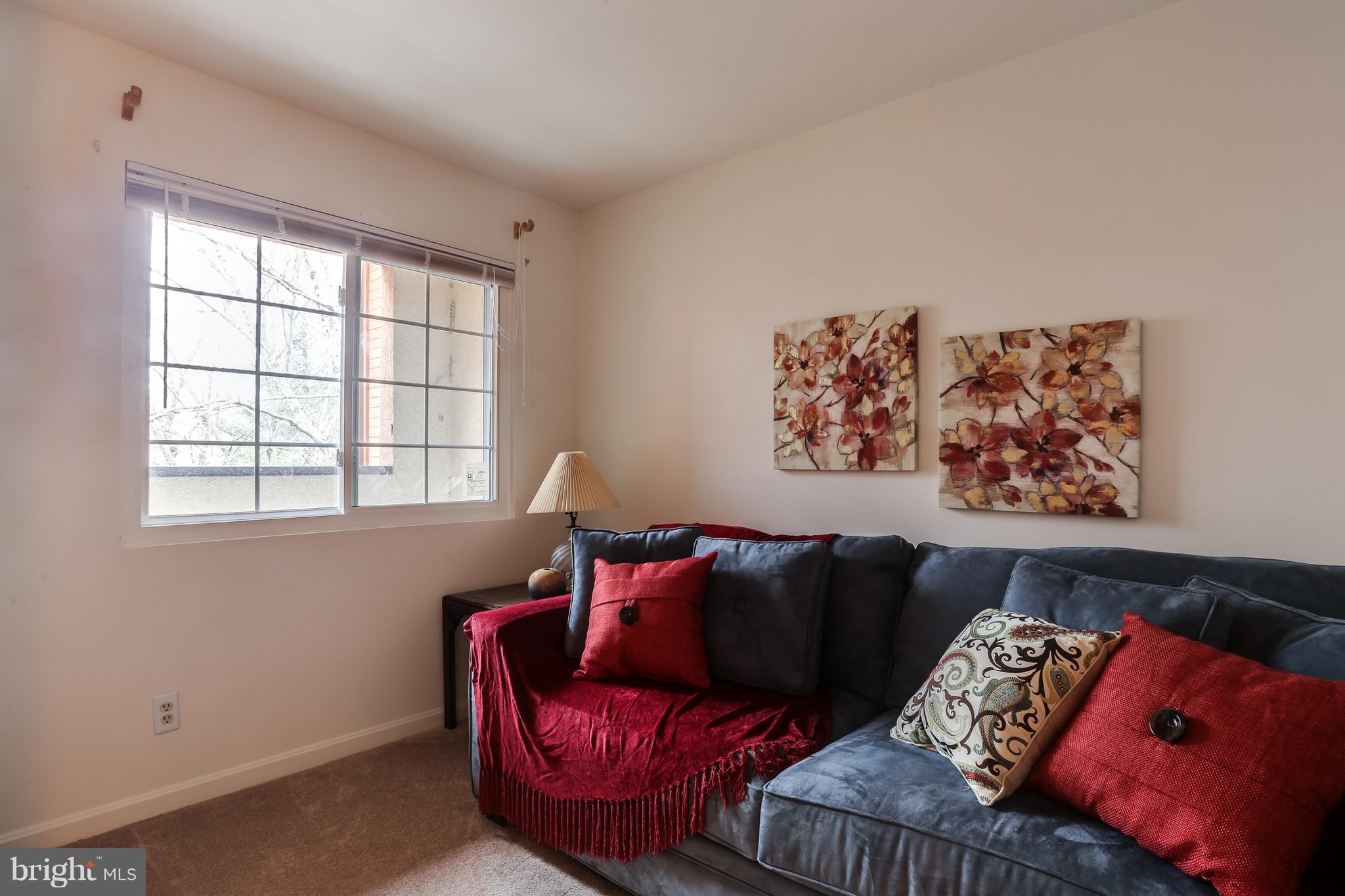 4922 Columbia Road, Unit 687 Columbia, MD 21044 - Photo 7 of 25 Family Room / Den