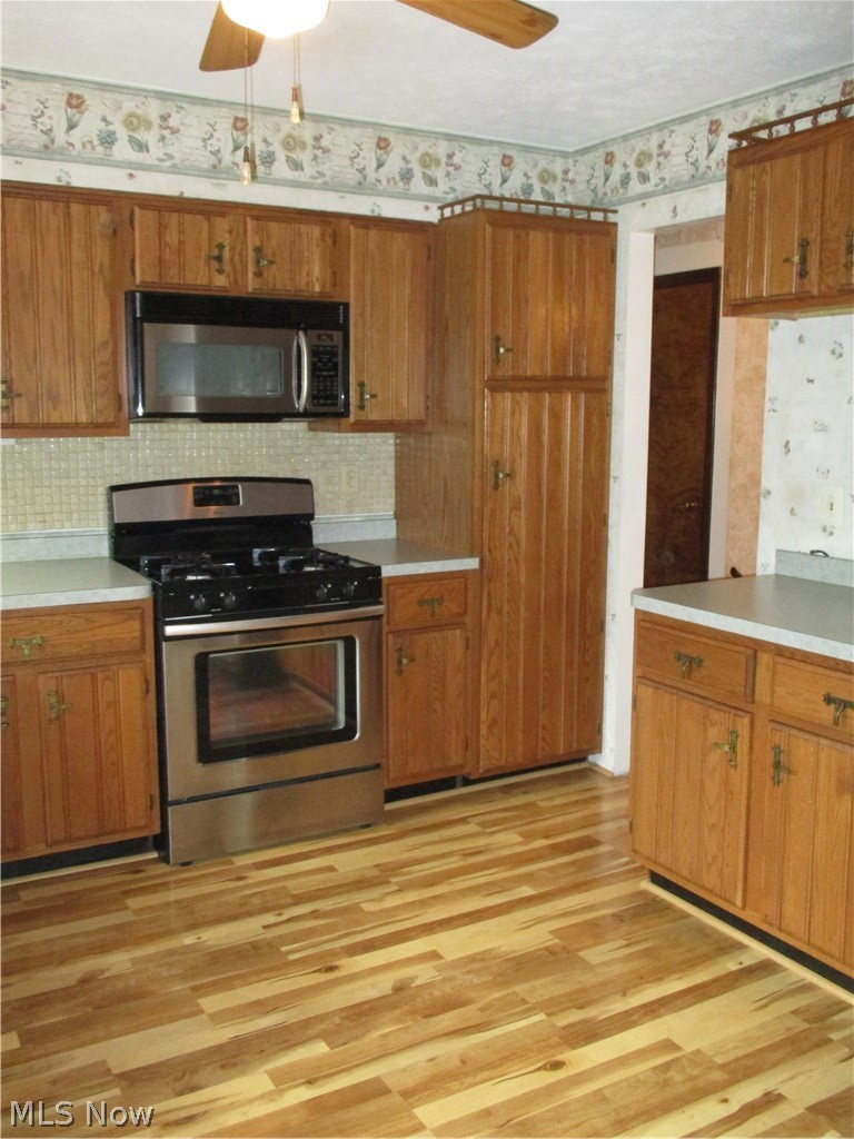 7901 Center Road Ashtabula, OH 44004 - Photo 3 of 33