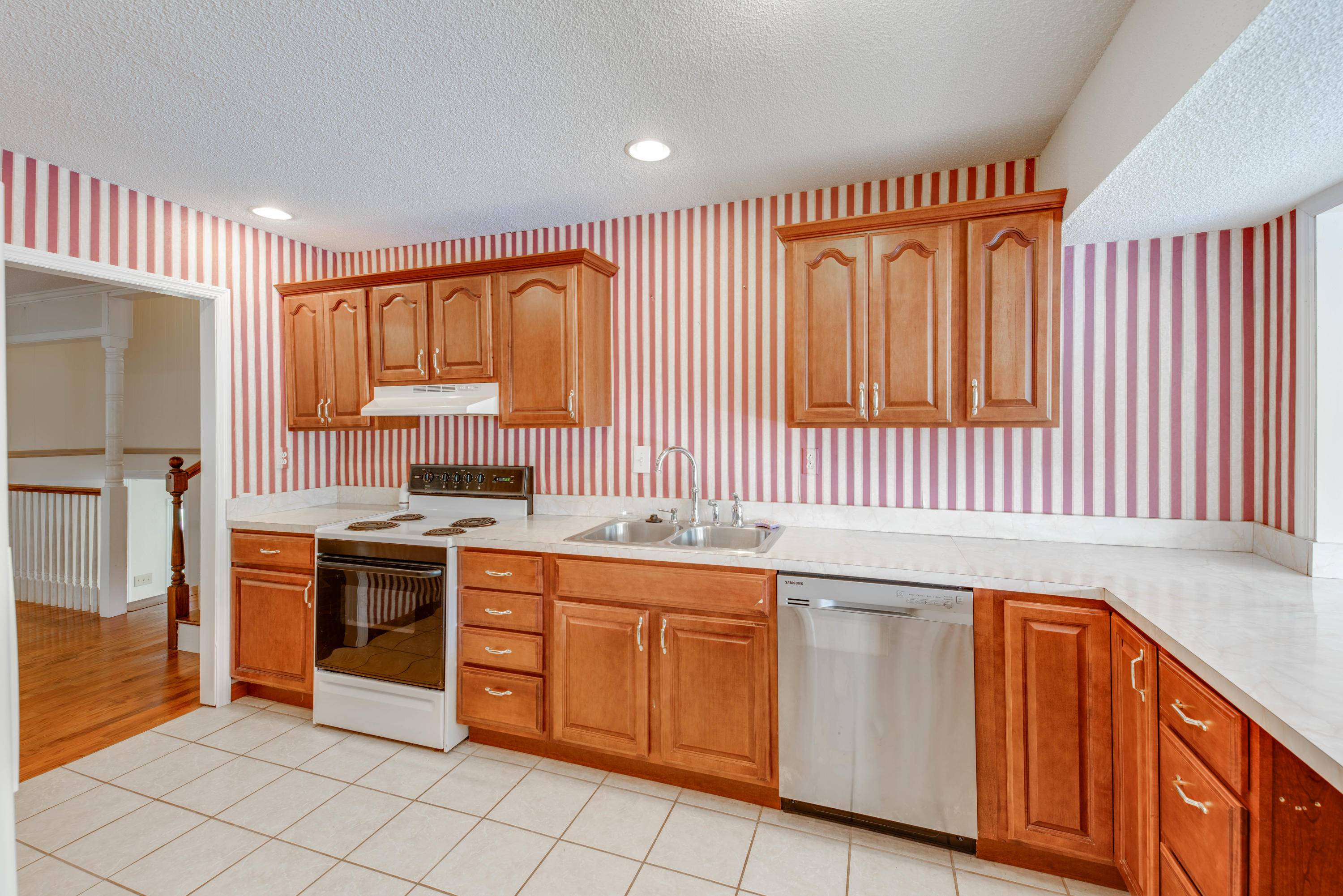 322 Hancock Road Jasper, TN 37347 - Photo 12 of 33 kitchen
