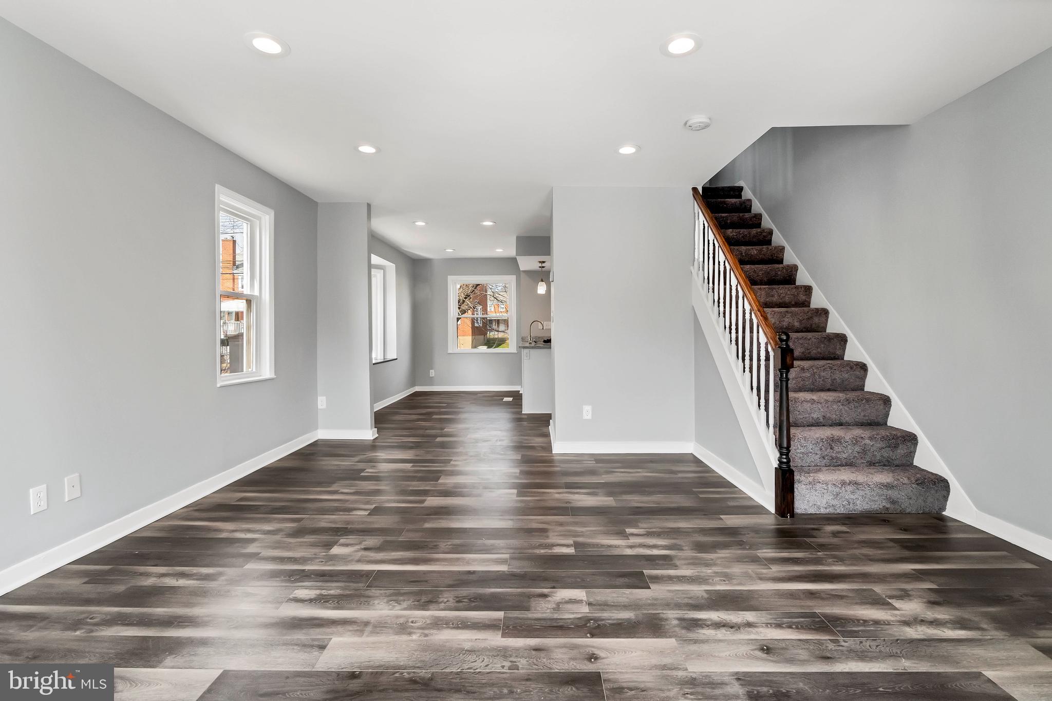 956 Arncliffe Road Baltimore, MD 21221 - Photo 3 of 34