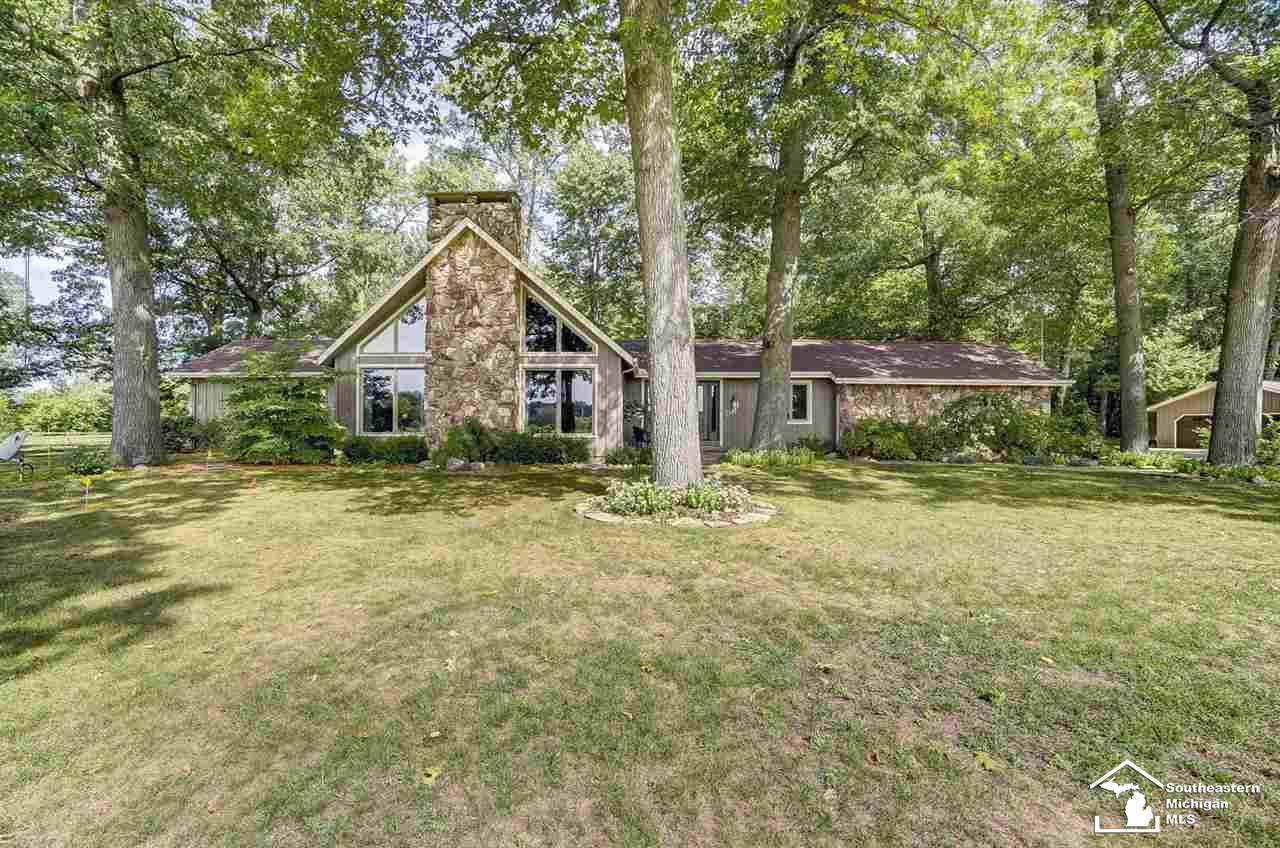 2750 West Albain Road Monroe, MI 48161 - Photo 1 of 65