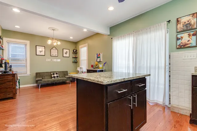 $480,000 | 2931 North Mason Avenue, Chicago, IL 60634