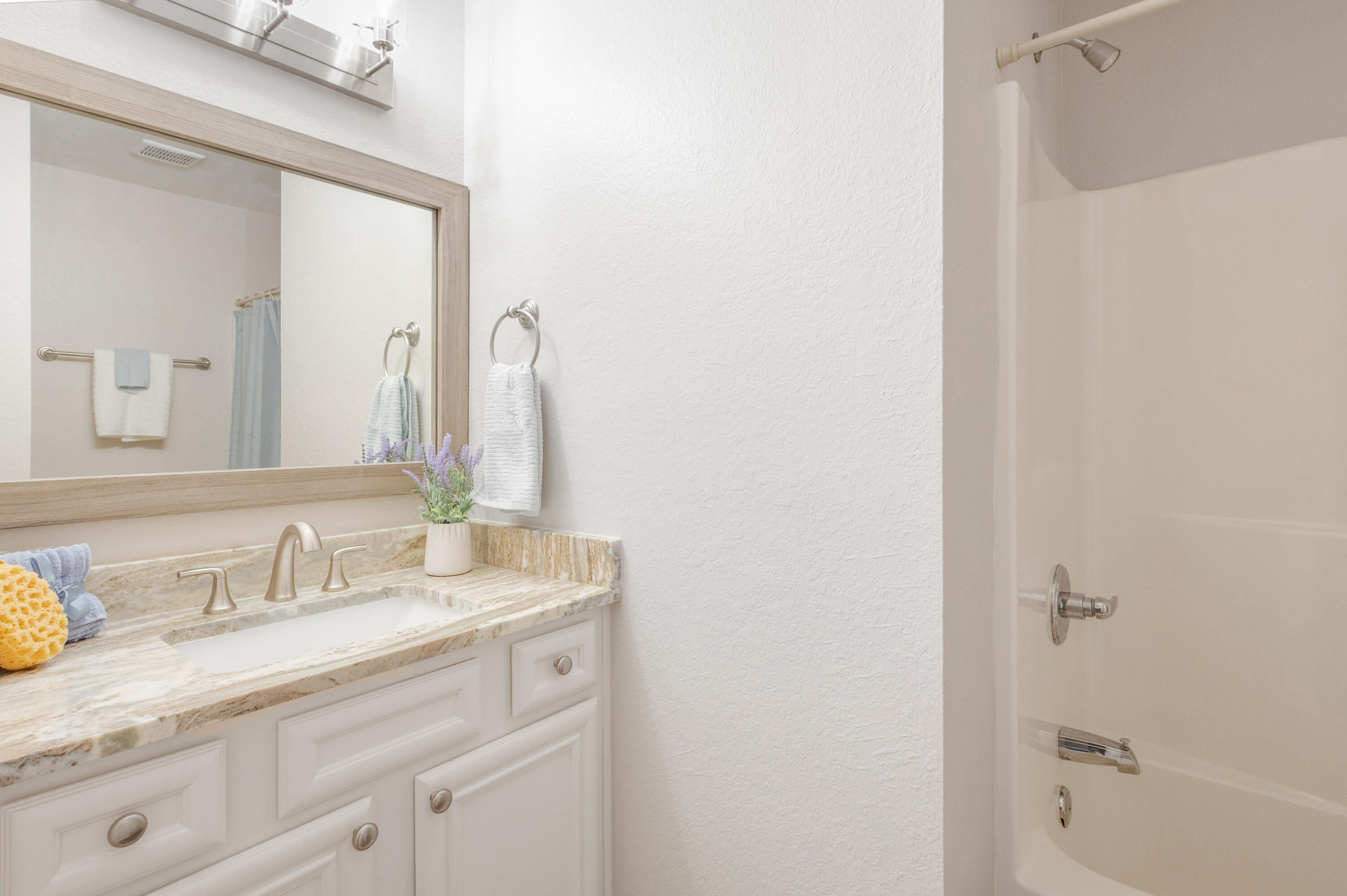24 Talon Court, Unit 4 Santa Rosa Beach, FL 32459 - Photo 15 of 39 ensuite to bed #1
