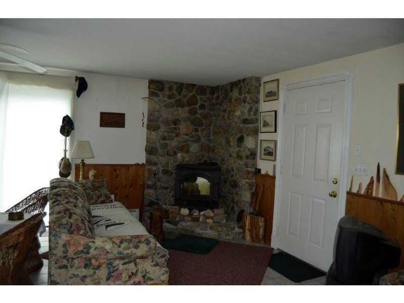 46 King Hl Road Naples, ME 04055 - Photo 12 of 30 Living Room.