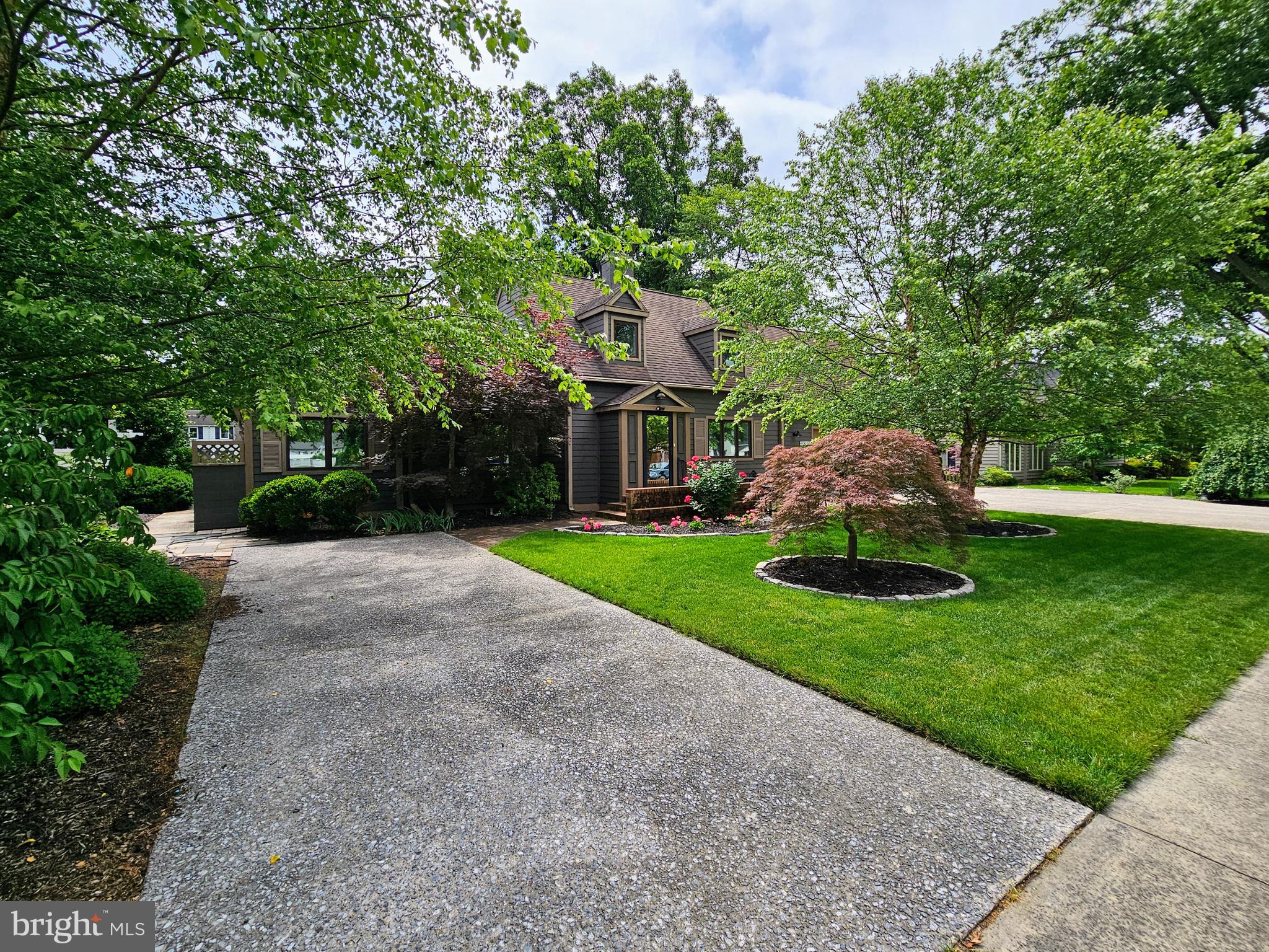 35 Read Street Seaford, DE 19973 - Photo 1 of 21 a front view of a house with a yard