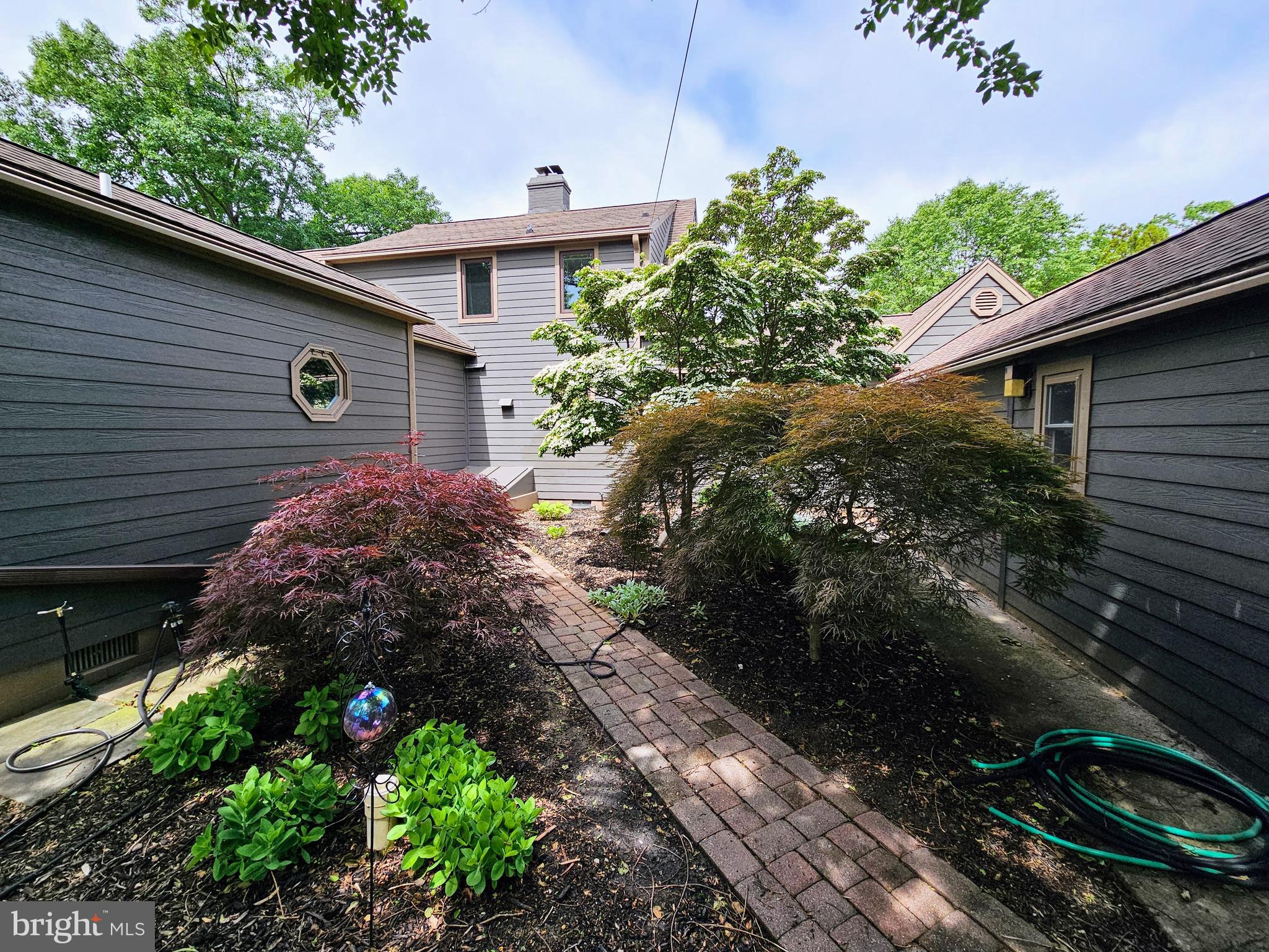 35 Read Street Seaford, DE 19973 - Photo 4 of 21 a view of a back yard of the house