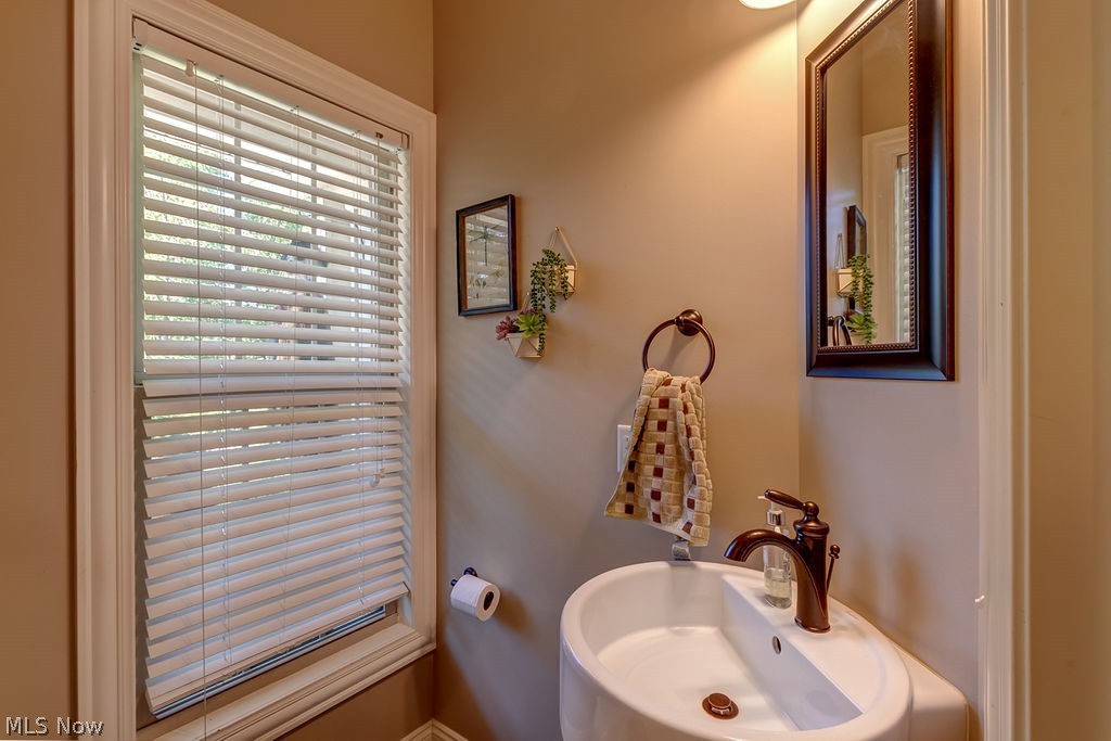 12167 Girdled Road Painesville, OH 44077 - Photo 21 of 35 Gallery Image 21