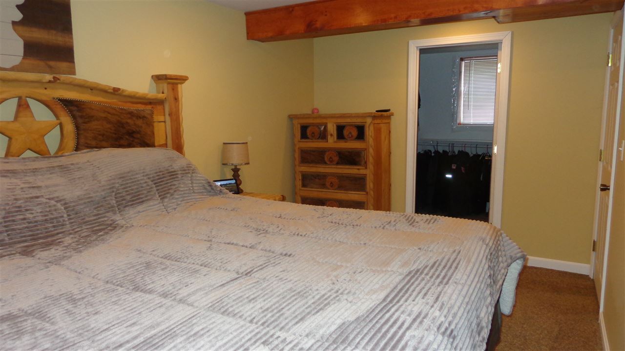 1936 Riverside Drive Berlin, NH 03570 - Photo 14 of 34