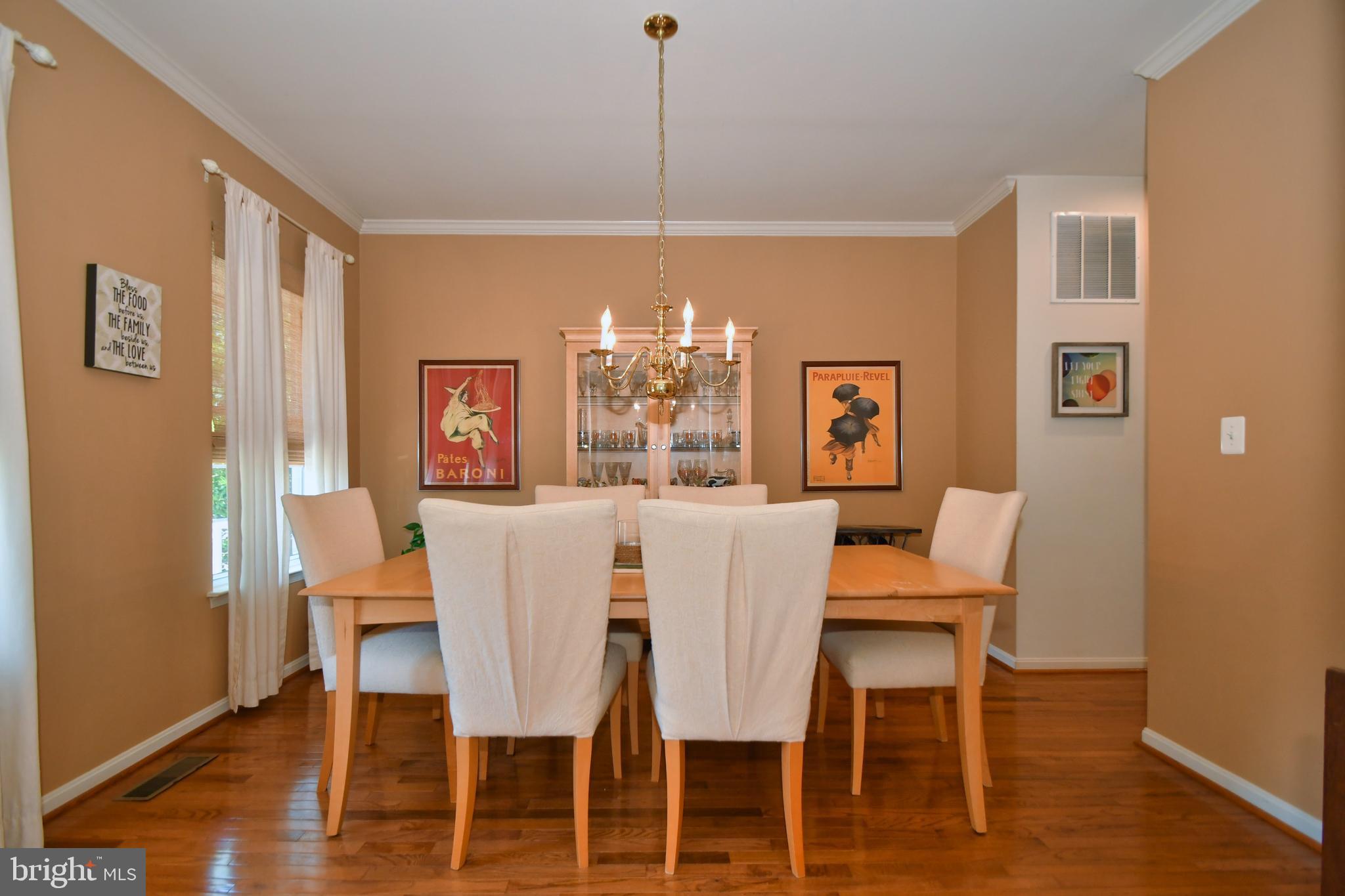228 Commodore Drive Baltimore, MD 21221 - Photo 14 of 52 Dining Room