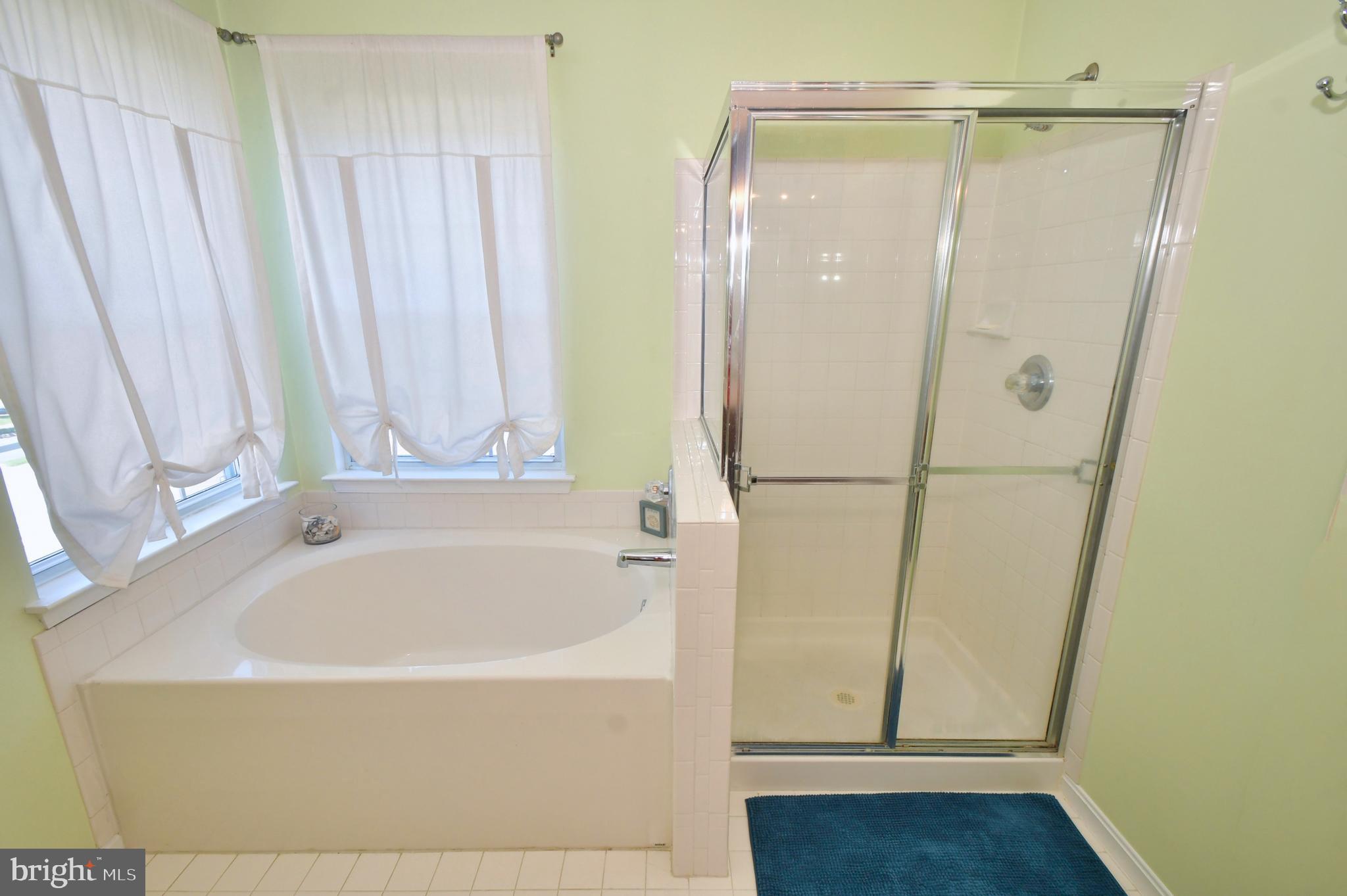 228 Commodore Drive Baltimore, MD 21221 - Photo 32 of 52 Large Bathroom