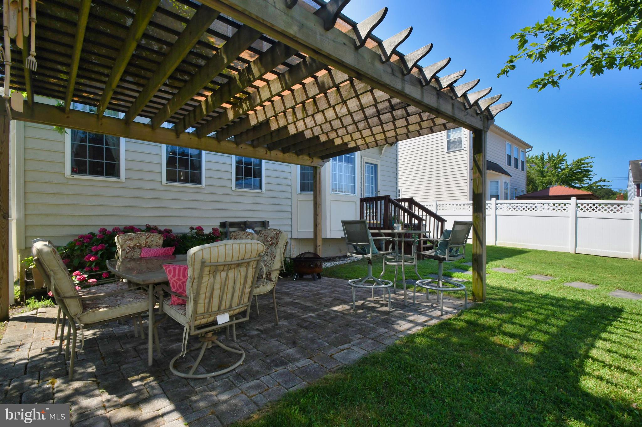 228 Commodore Drive Baltimore, MD 21221 - Photo 49 of 52 Patio with Trellis!