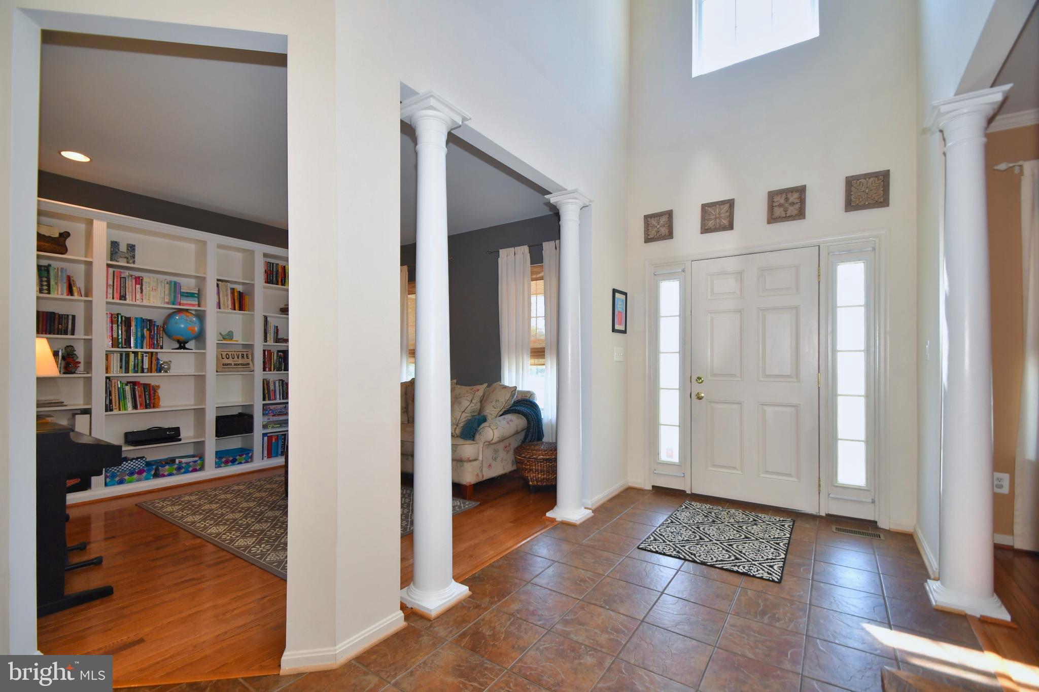 228 Commodore Drive Baltimore, MD 21221 - Photo 6 of 52 Two Story Foyer