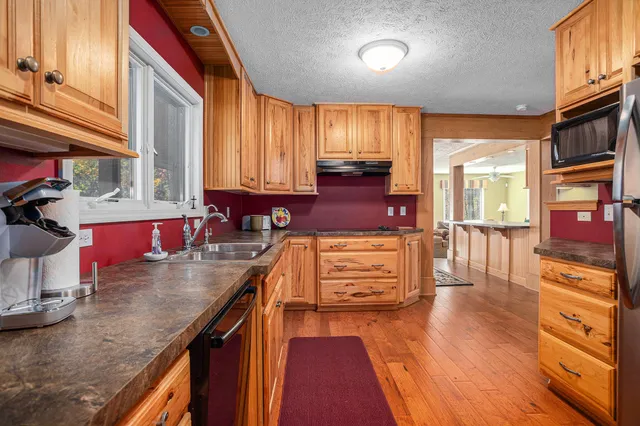 $649,900 | 370 Kowalski Drive, Tekonsha, MI 49092