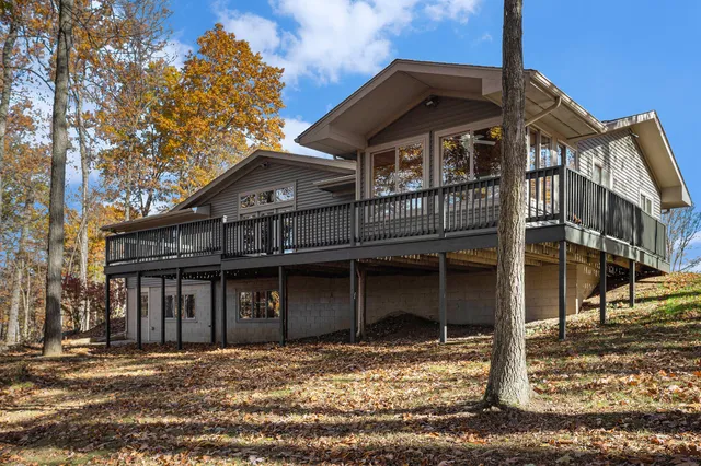$649,900 | 370 Kowalski Drive, Tekonsha, MI 49092