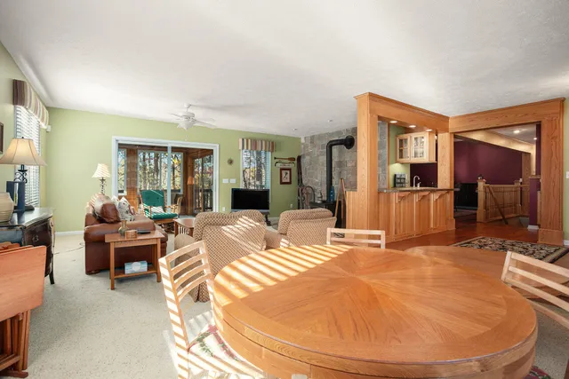 $649,900 | 370 Kowalski Drive, Tekonsha, MI 49092