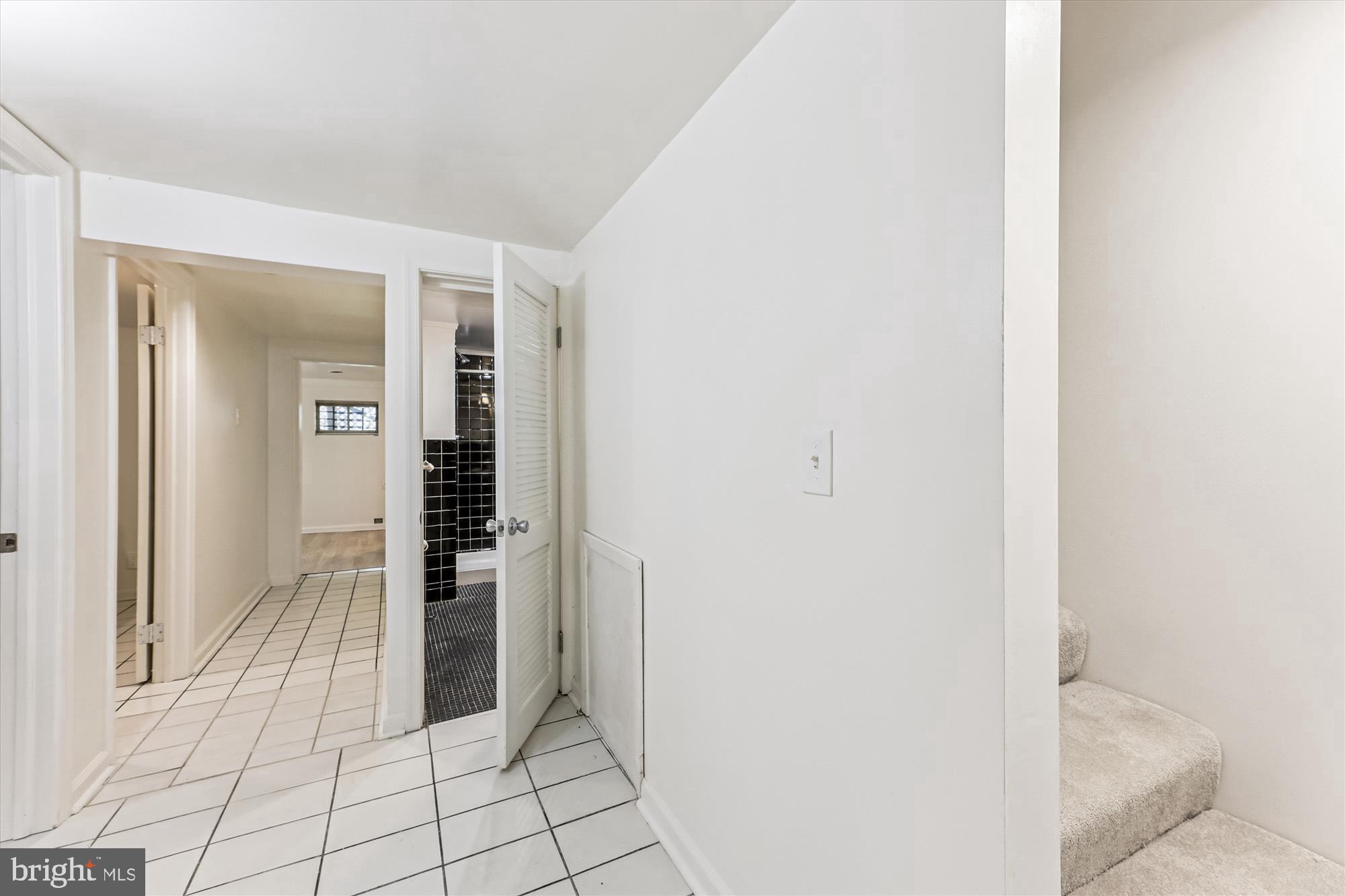 4225 Meade Street Northeast Washington, DC 20019 - Photo 19 of 46 Lower level entryway