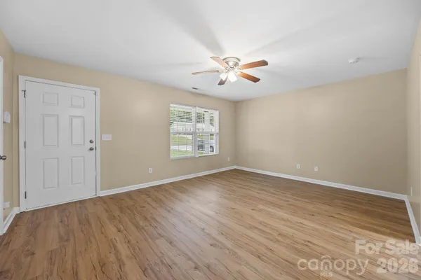 $280,000 | 2010 East Park Drive, Lancaster, SC 29720