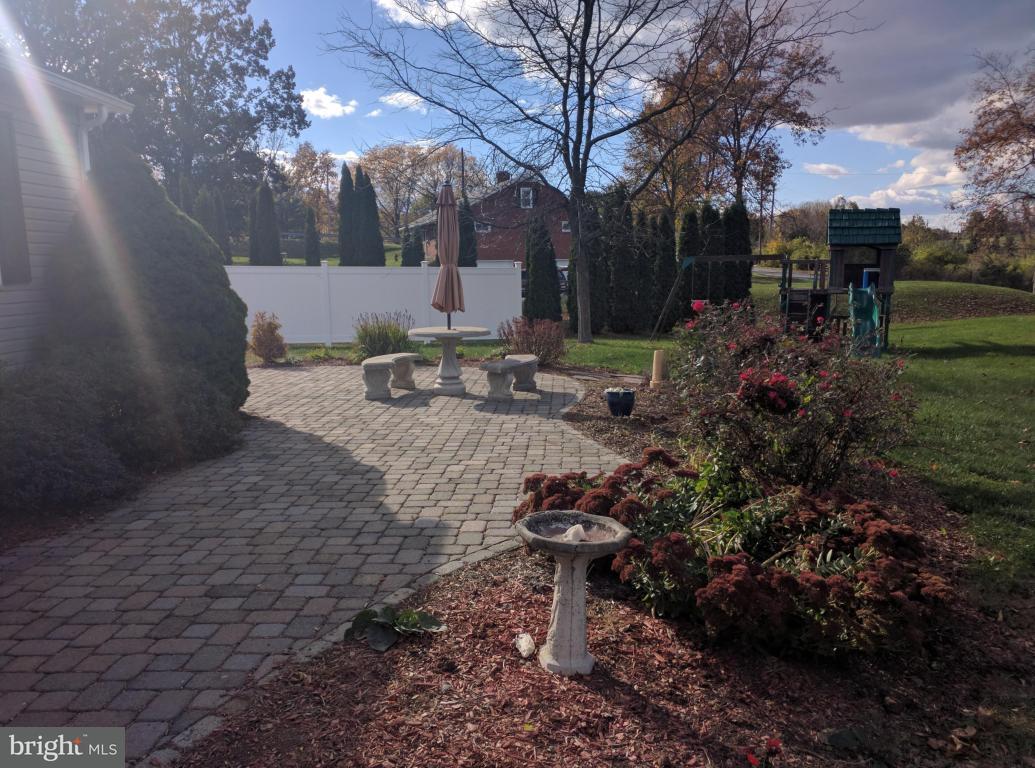 504 Old Staver Road Reinholds, PA 17569 - Photo 3 of 14 Gallery Image 3