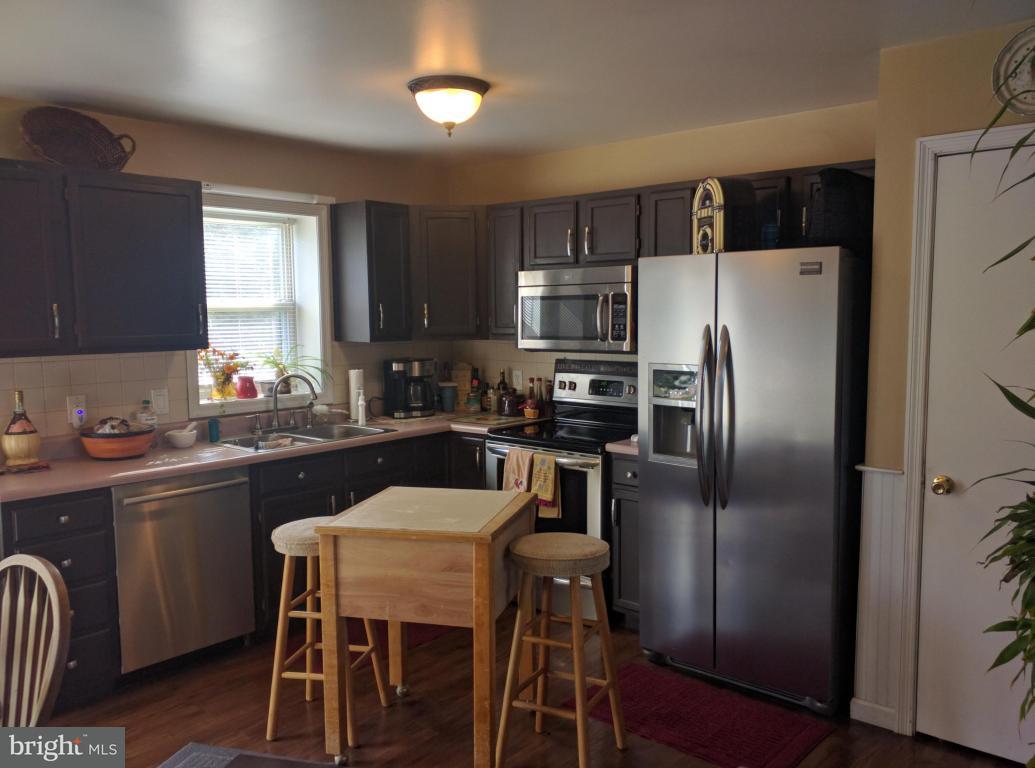 504 Old Staver Road Reinholds, PA 17569 - Photo 5 of 14 Gallery Image 5