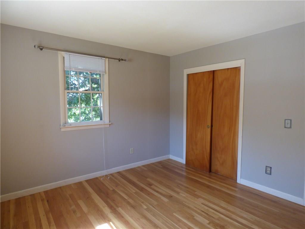 1 Meadowbrook Road Brunswick, ME 04011 - Photo 22 of 27 Bedroom