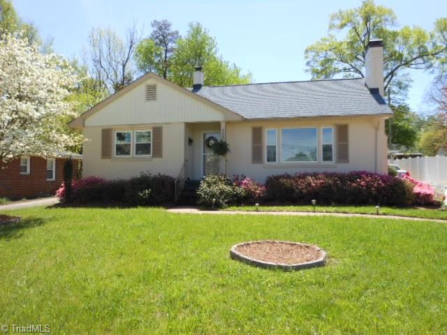 605 Quaker Lane High Point, NC 27262 - Photo 1 of 27 Gallery Image 1