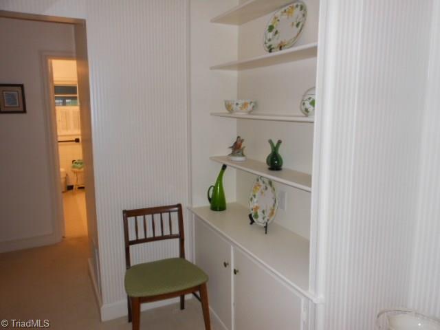 605 Quaker Lane High Point, NC 27262 - Photo 12 of 27 Gallery Image 12