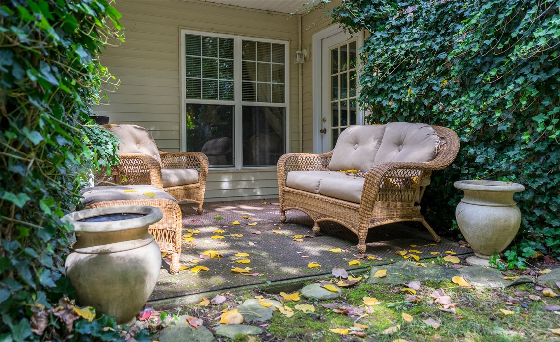 738 Royal Sunset Drive Webster, NY 14580 - Photo 13 of 15 Example of a townhouse private patio
