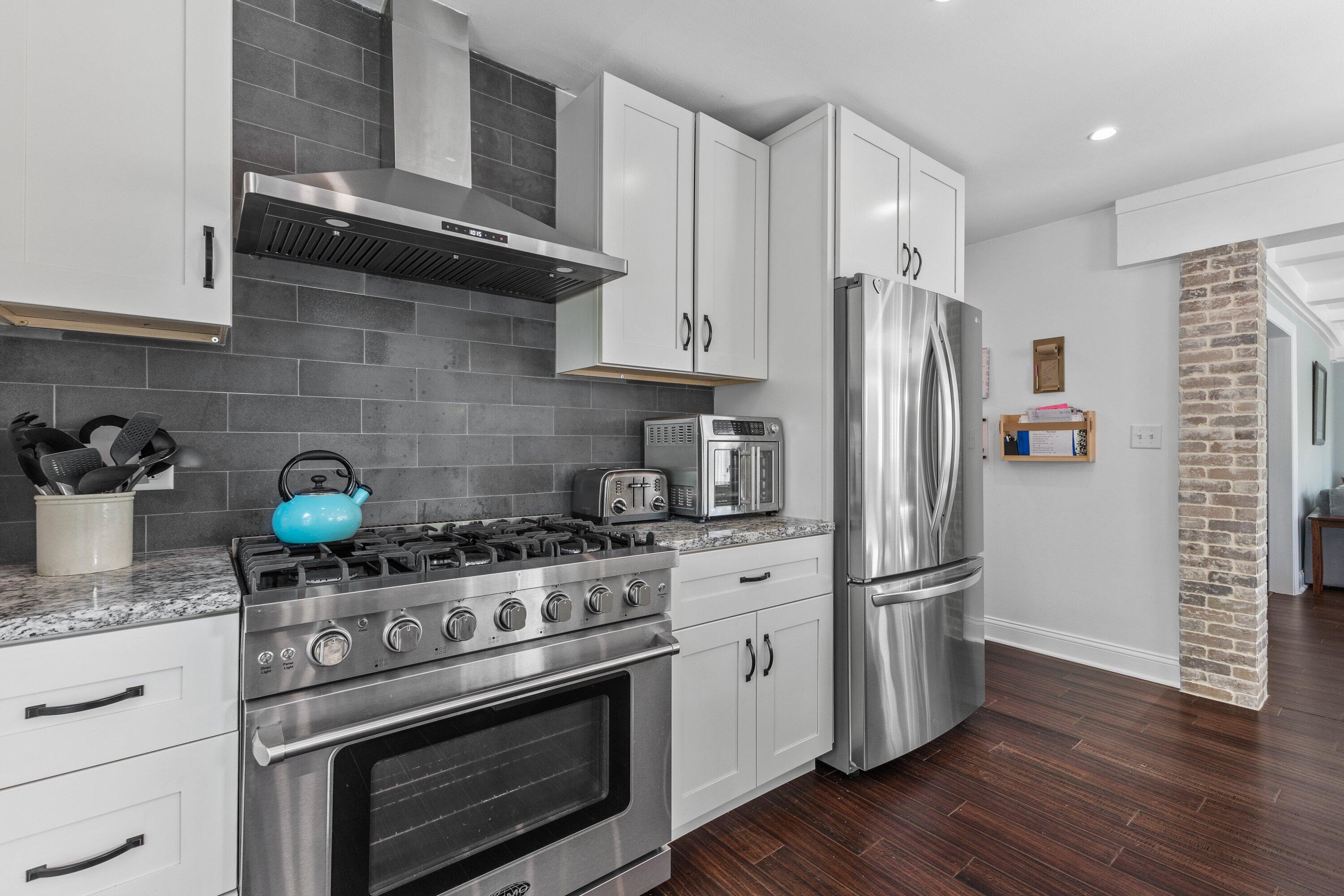 1005 Lone Tree Road Elm Grove, WI 53122 - Photo 13 of 35 fully updated kitchen