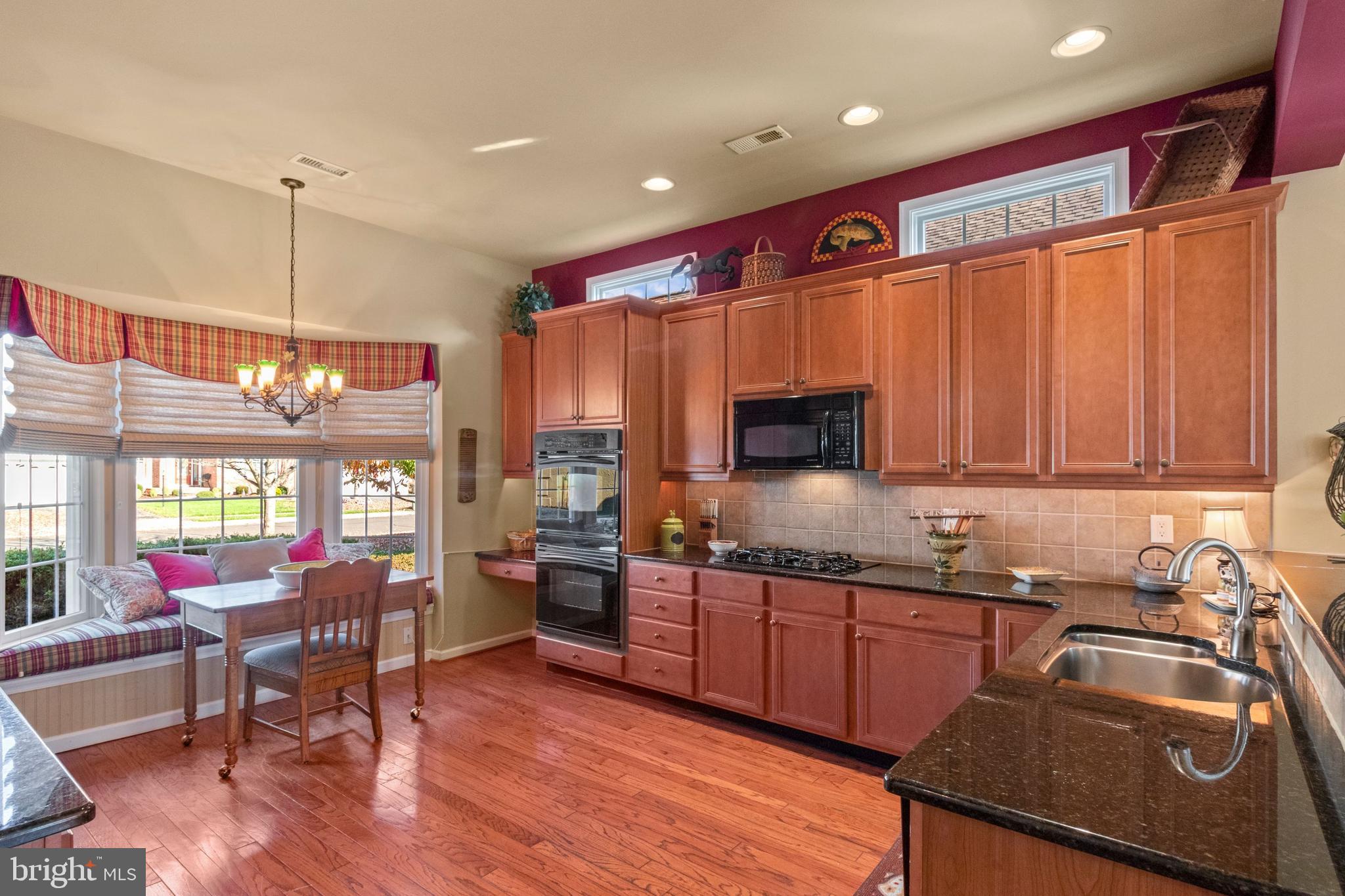 10 Meredith Drive Holland, PA 18966 - Photo 10 of 41 Open Kitchen with Bay Window Seat