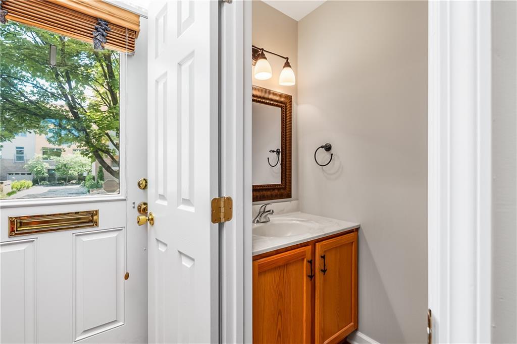 20 South 18th Street Pittsburgh, PA 15203 - Photo 9 of 15