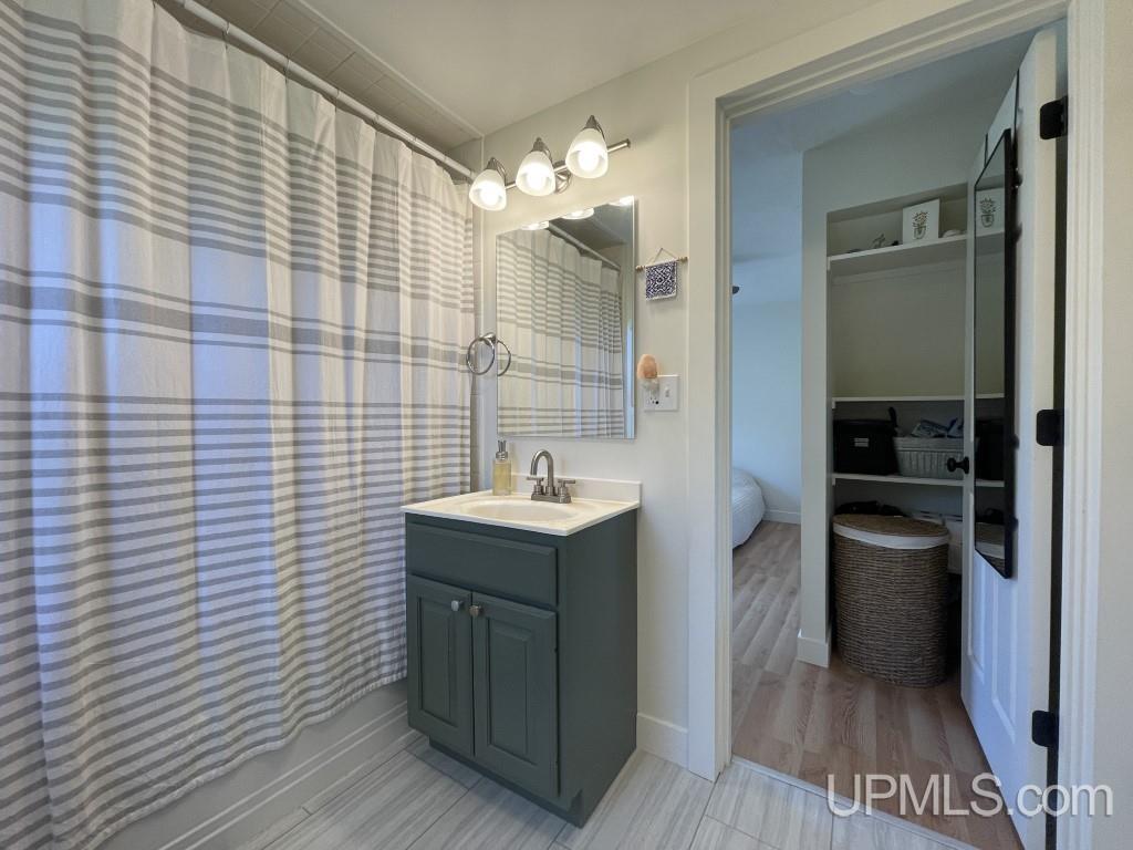 17 Meador Street L'Anse, MI 49946 - Photo 14 of 40