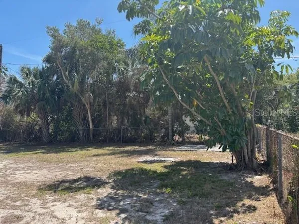 $2,675 | 619 Richmond Street, Dunedin, FL 34698