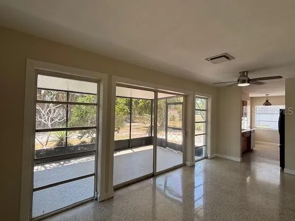 $2,675 | 619 Richmond Street, Dunedin, FL 34698