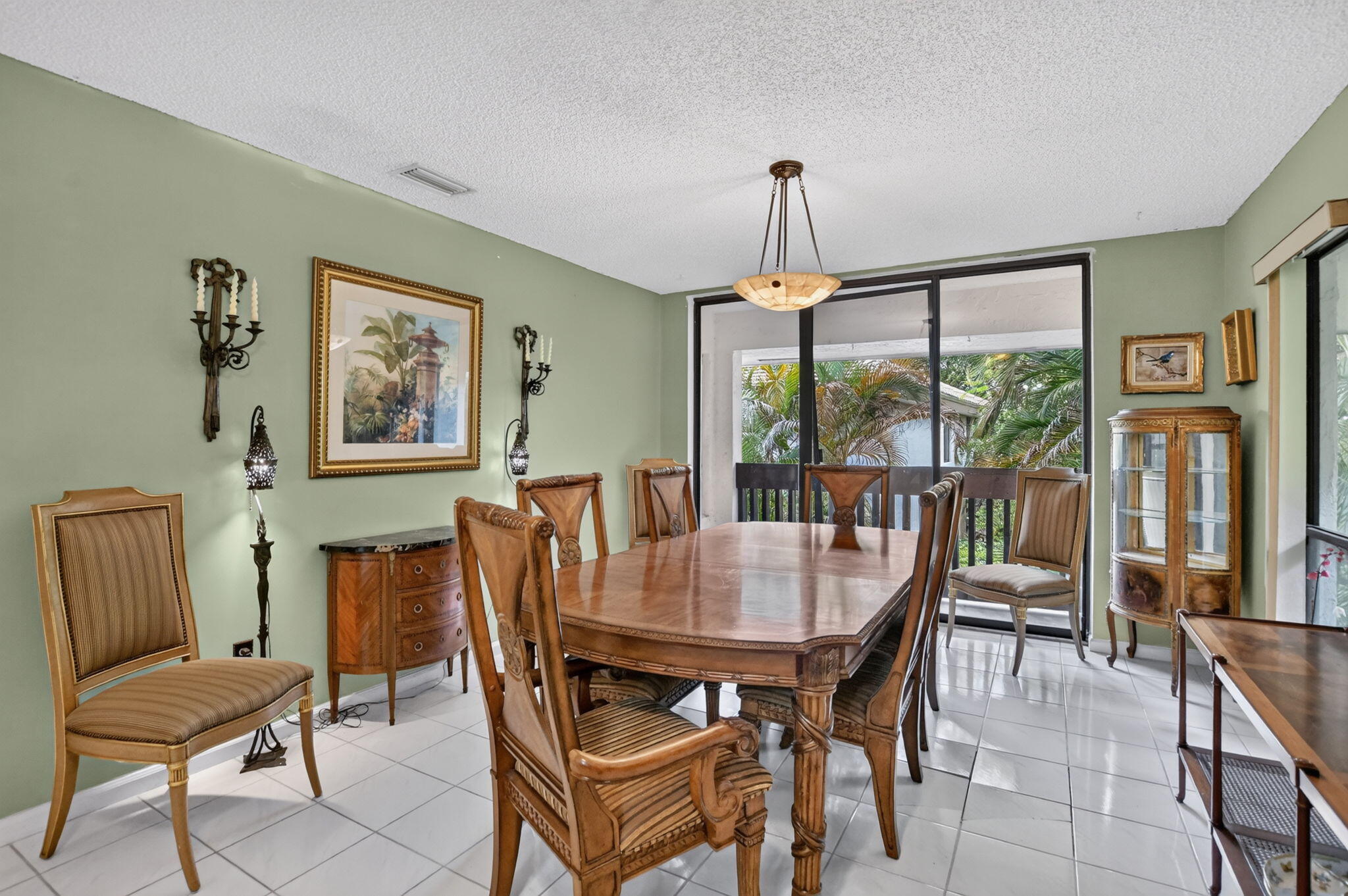 9364 Sable Ridge Circle, Unit D Boca Raton, FL 33428 - Photo 5 of 30 Dining Room