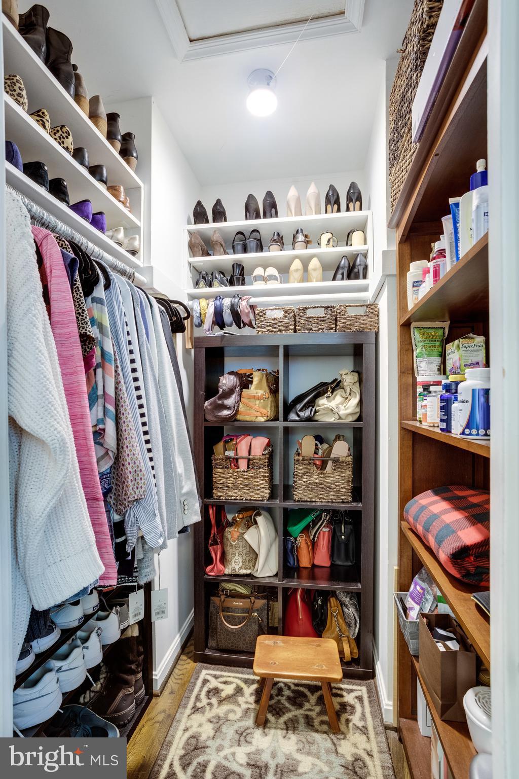 5513 Yorkshire Street Springfield, VA 22151 - Photo 19 of 32 Featuring a Walk-in Closet