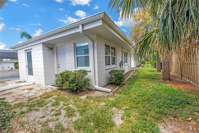 $149,000 | 728 Caribbean Circle, Unit 25, Venice, FL 34293