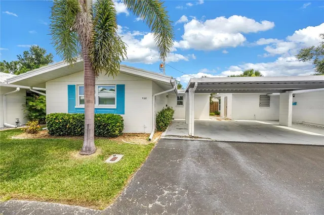 $149,000 | 728 Caribbean Circle, Unit 25, Venice, FL 34293