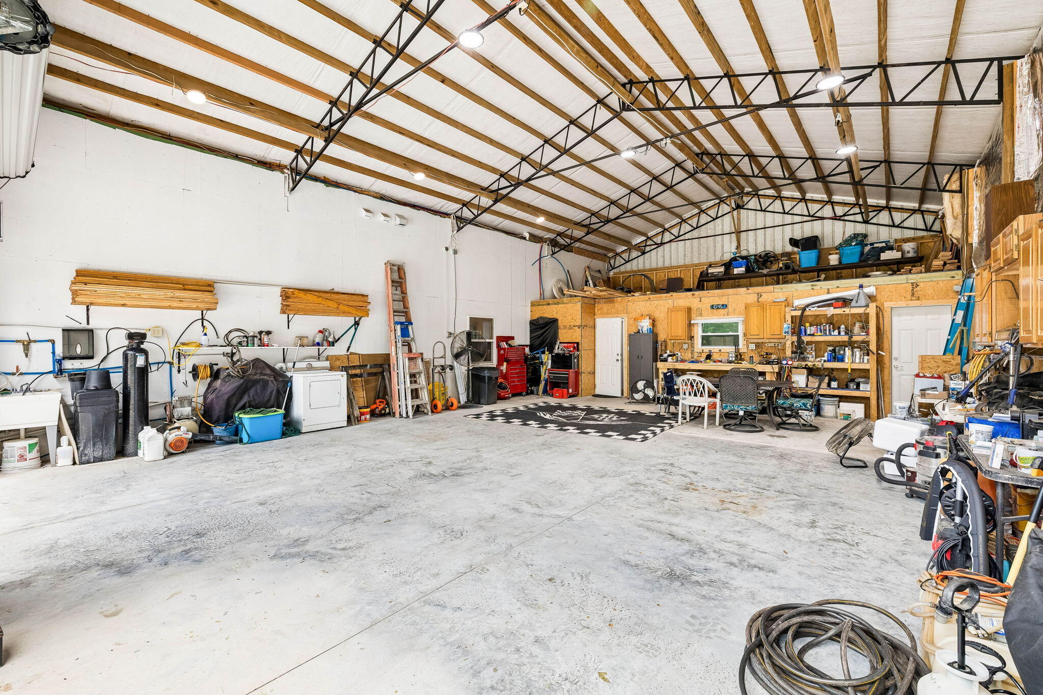 227 Hansen Road Freeport, FL 32439 - Photo 4 of 14 Array_227HansenRd-17