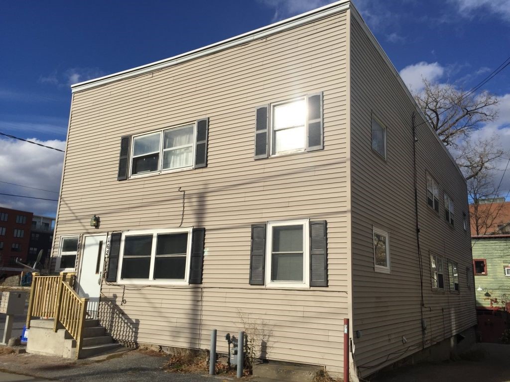 162 Maple Street Burlington, VT 05401 - Photo 1 of 23 Gallery Image 1
