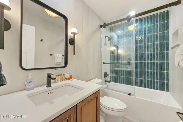 $1,499,900 | 2814 Seth Road, Unit 13, Pigeon Forge, TN 37863