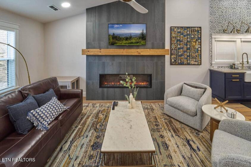 2814 Seth Road, Unit 13 Pigeon Forge, TN 37863 - Photo 3 of 39 Screenshot 2026-03-20 103016